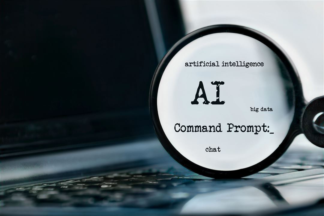 Lupe auf Bildschirm, die AI und Command Prompt hervorhebt.
